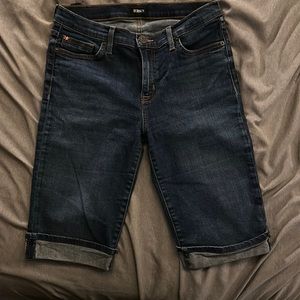 Hudson Amelia Cuffed Knee Short Size 29